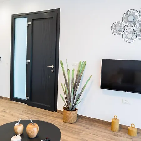 Apartment Pebble Gargen Aloe - Pampas Grass Kos Town